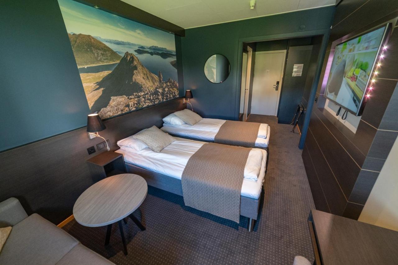 Hotell Maritim Skjervoy Exteriör bild
