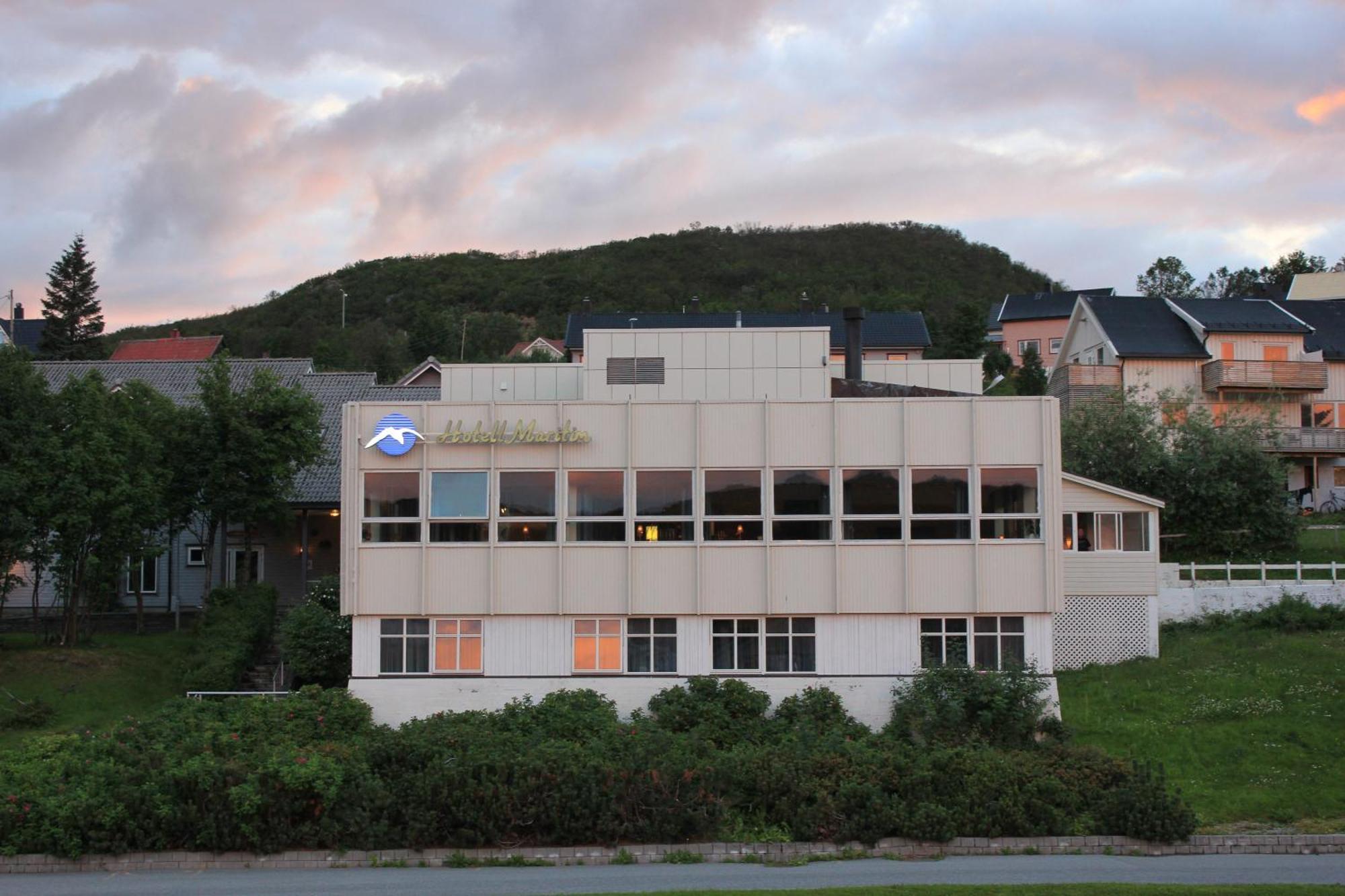 Hotell Maritim Skjervoy Exteriör bild